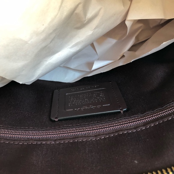 NWT Coach floral daisy top zip city Tote&wristlet - Picture 6 of 8